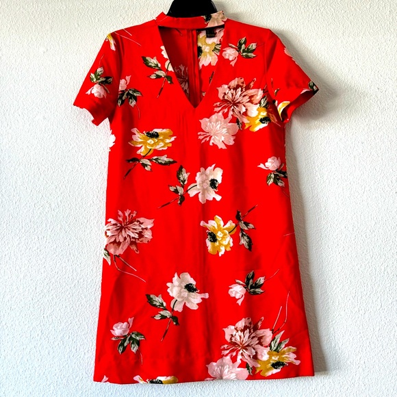 New collection 🎉Revamped red floral dress 😍😍very nice and beautiful 😍 - Picture 3 of 8